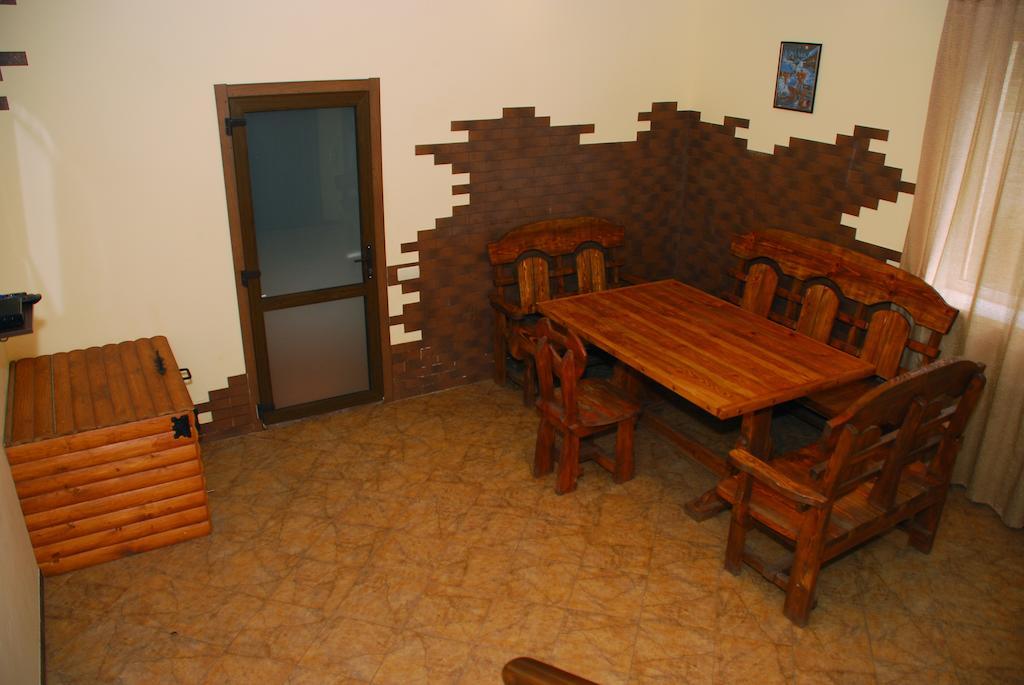 Hotel Yar Harkov Kültér fotó