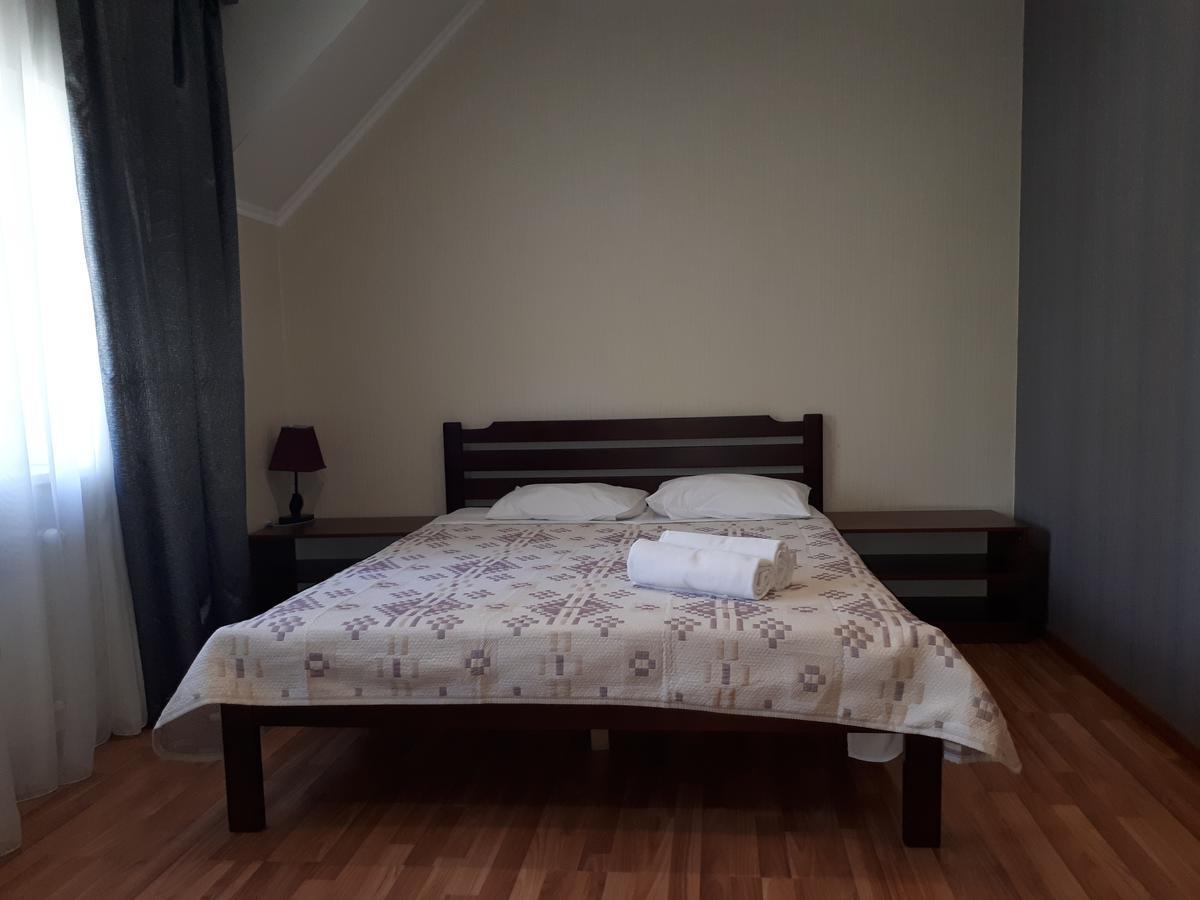 Hotel Yar Harkov Kültér fotó