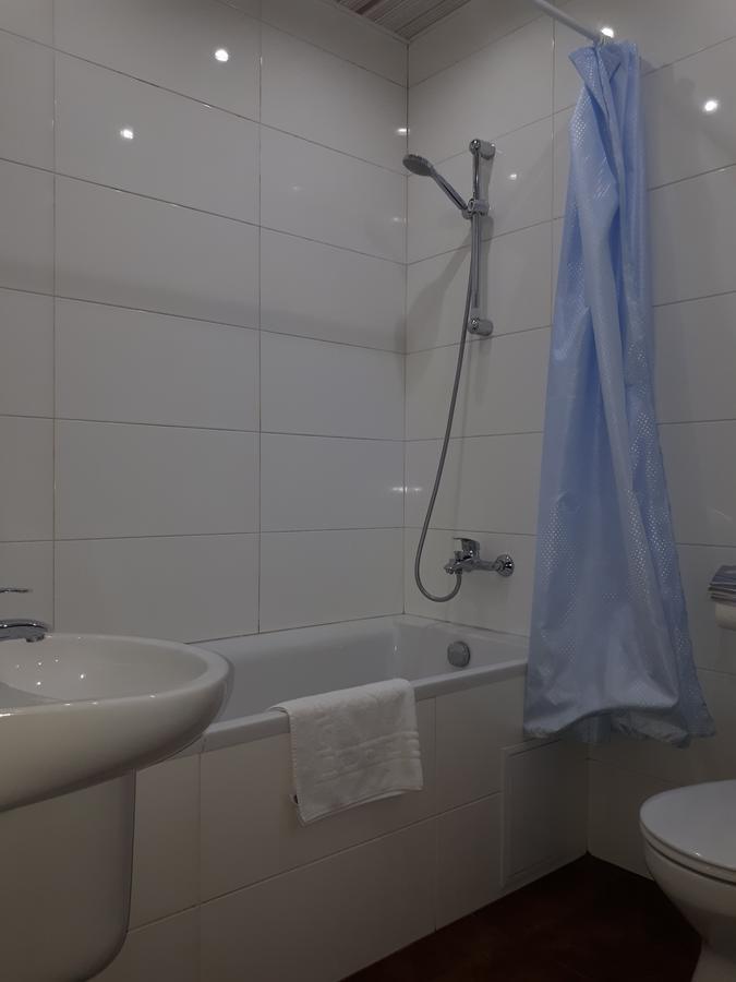 Hotel Yar Harkov Kültér fotó
